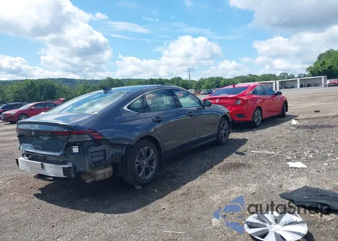 2024 Honda Accord Ex z USA, uszkodzony, nr VIN 1HGCY1F32RA093111